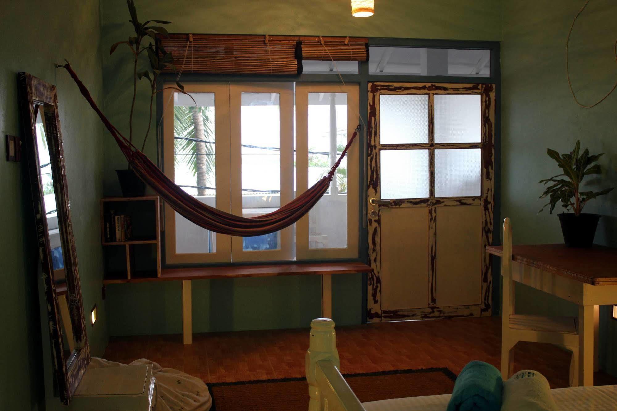 Bedspace Beach Unawatuna Exterior photo